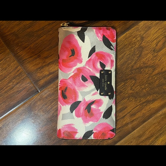 Kate Spade Hot Pink Satchel with wallet - Picture 9 of 12